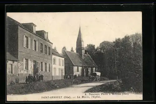 AK Saint-Arnoult, La Mairie & l`Eglise