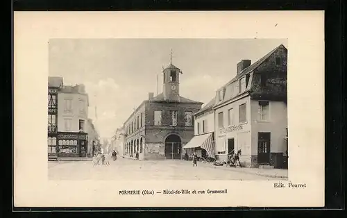 AK Formerie, Hôtel-de-Ville et rue Grumesnil