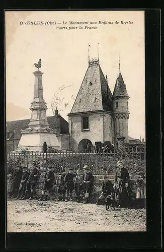 AK Bresles, Le Monument aux Enfants de Bresles morts pour la France