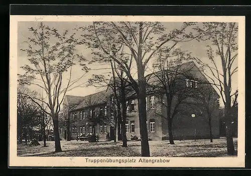 AK Altengrabow, Gebäude auf dem Truppenübungsplatz