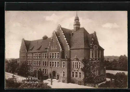 AK Riesa a. d. Elbe, Blick auf die Ober-Realschule