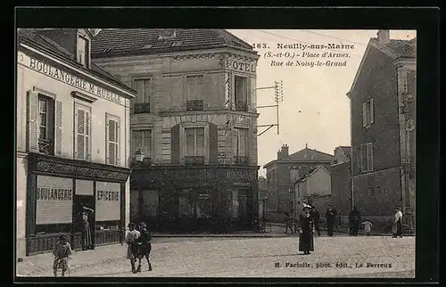 AK Neuilly-sur-Marne, Place d'Armes, Rue de Noisy-le-Grand