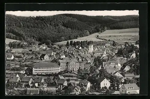 AK Fredeburg / Hochsauerland, Totale aus der Luft gesehen