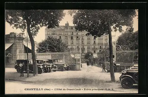 AK Chantilly, l'Hotel du Grand-Condé, Entrée principale