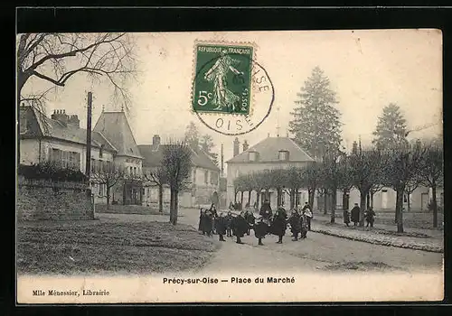 AK Précy-sur-Oise, Place du Marché