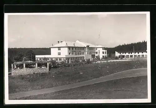 AK Zvikovske Podhradi, Pension Hotel Vedamov N. Otavou, Blick auf das Hotel