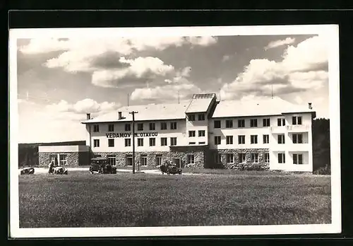 AK Zvikovske Podhradi, Pension Hotel Vedamov N. Otavou, Blick auf die Fassade