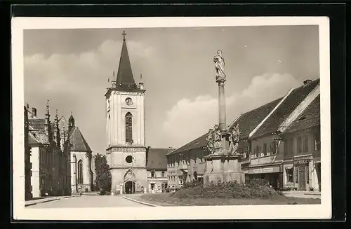 AK Blatna, auf dem Kirchenvorplatz mit Mariensäule