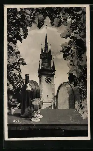 AK Znaim, Turm und Weinflasche mit Gläsern