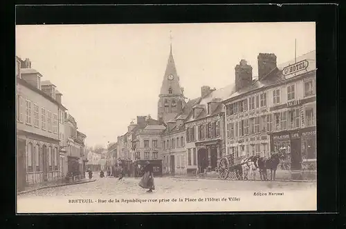 AK Breteuil, Rue de la République, Vue prise de la Place de l`Hôtel de Ville, Strassenpartie