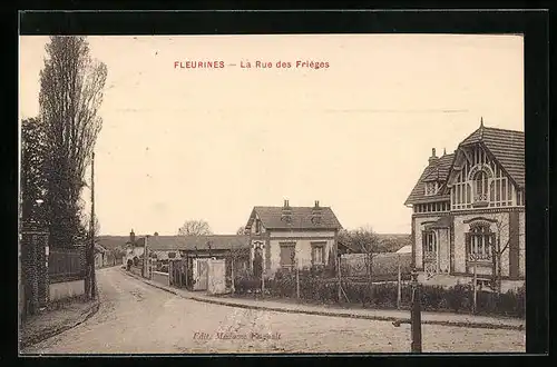 AK Fleurines, La Rue des Friéges, Strassenpartie