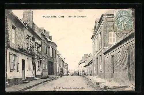 AK Formerie, Rue de Grumesnil, Strassenpartie