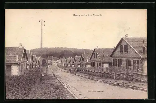 AK Mouy, La Rue Nouvelle, Strassenpartie