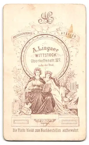 Fotografie A. Lingner, Wittstock, Oberkettenstr. 527, Portrait junger Knabe im Samtanszug mit seiner Schwester im Kleid