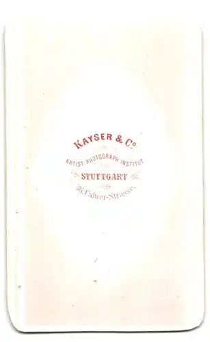 Fotografie Kayser & Co., Stuttgart, Calwer-Str. 36, junger Mann mit leichten Moustache und zurückgebundenem Haar