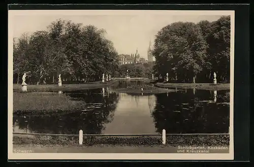 AK Schwerin, Schlossgarten, Kaskaden und Kreuzkanal