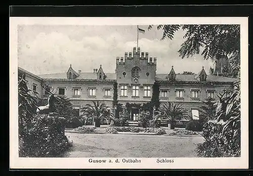 AK Gusow a. d. Ostbahn, Schloss von der Parkseite