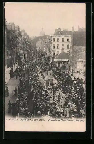 AK Boulogne-sur-Mer, Procession de Notre-Dame de Boulogne