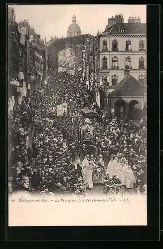 AK Boulogne-sur-Mer, La Procession de Notre Dame des Flots