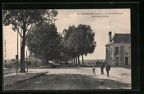 AK Sainte-Maure, La Route Nationale, Les Quatre Routes