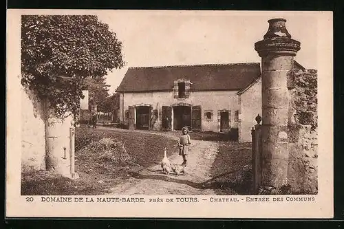 AK Tours, Domaine de la Haute-Barde, Chateau, Entrée des Communs