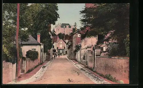 AK Preuilly-sur-Claise, Parite de l`Avenue de la Gare et le Château du Lion