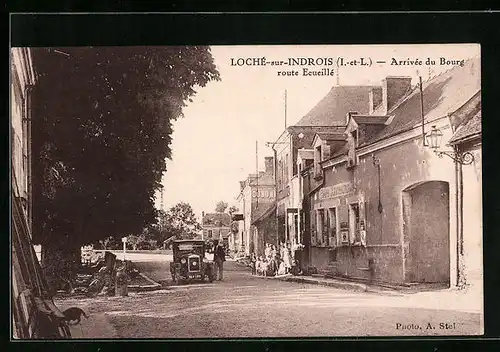 AK Loché, Arrivée du Bourg route Ecueillé