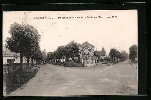 AK Hommes, L`Avenue de la Gare et la Route de Rillé