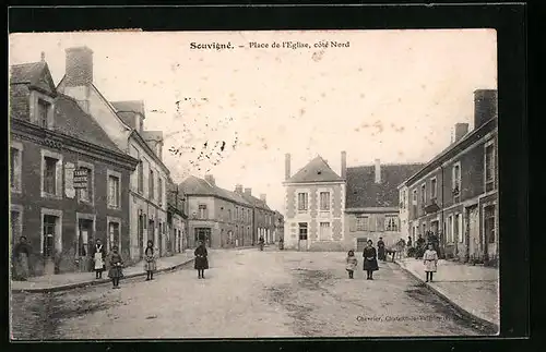 AK Souvigné, Place de l`Eglise