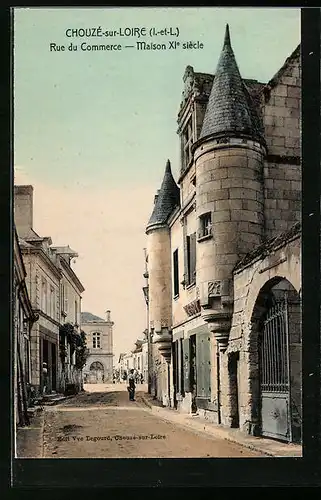 AK Chouzé-sur-Loire, Rue du Commerce, Maison XI siècle