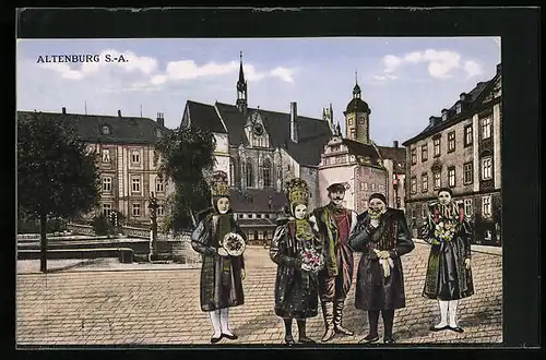 AK Altenburg /S.-A., Frauen und ein Mann in Tracht auf dem Marktplatz