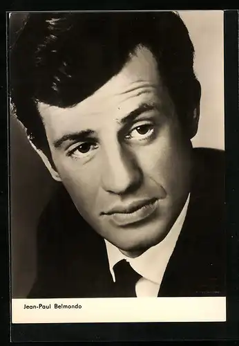 AK Schauspieler Jean Paul Belmondo im Anzug