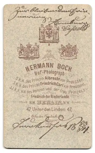 Fotografie Herm. Bock, Berlin, Unter den Linden 47, Portrait Stattlicher Herr mit Vollbart im dunklen Anzug, 1884