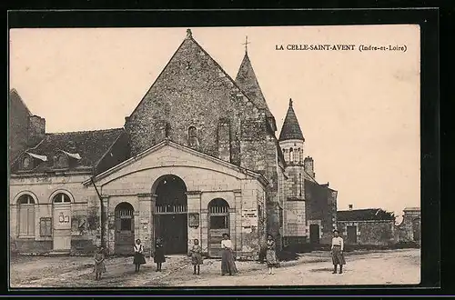 AK La Celle-Saint-Avent, L`Eglise