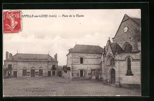 AK Chapelle-sur-Loire, Place de la Mairie