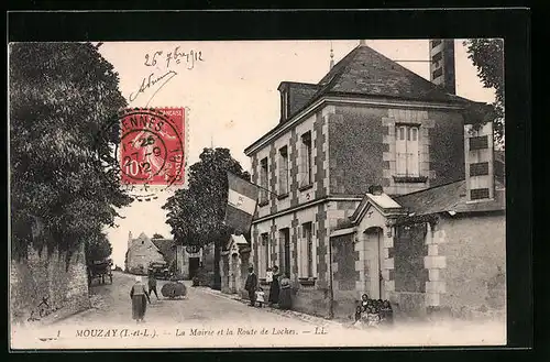 AK Mouzay, La Mairie et la Route de Loches