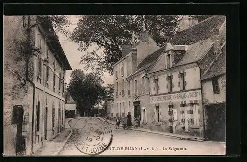 AK Pont-de-Ruan, La Seigneurie