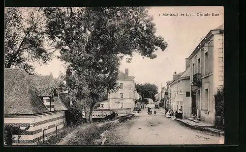 AK Monts, Grande-Rue