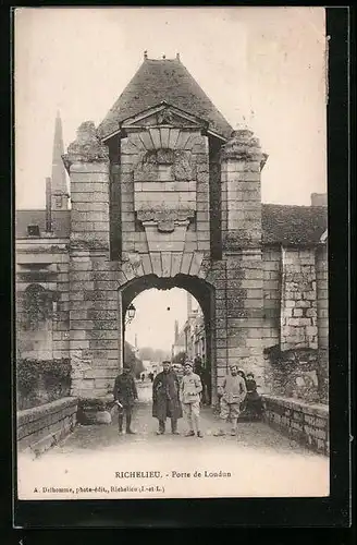 AK Richelieu, Porte de Loudun