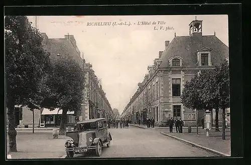 AK Richelieu, L`Hôtel de Ville