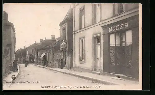 AK Neuvy-Le-Roi, Rue de la Gare