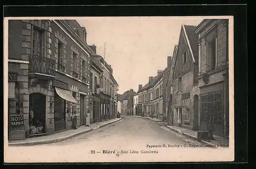 AK Bléré, Rue Léon Gambetta