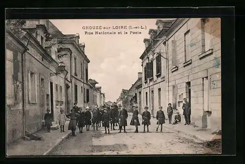AK Chouze-sur-Loire, Rue Nationale et la Poste
