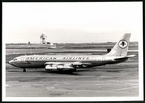 Fotografie Flugzeug - Passagierflugzeug Boeing 707, Astrojet der American Airlines