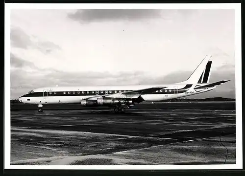 Fotografie Flugzeug - Passagierflugzeug Douglas DC-8, Kennung: N64804