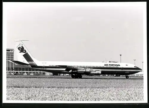 Fotografie Flugzeug - Passagierflugzeug Boeing 707 der Air Portugal TAP
