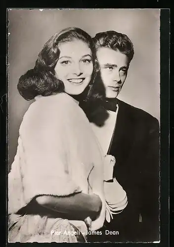 AK Schauspielerin Pier Angeli und Schauspieler James Dean als Paar in einer Filmrolle