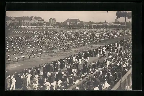 AK Leipzig, 1. Deutsches Arbeiter-Turn und Sportfest 1922, Turner und Publikum