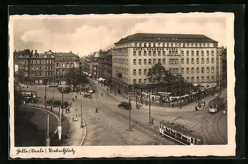 AK Halle /Saale, Riebeckplatz mit Strassenbahnen