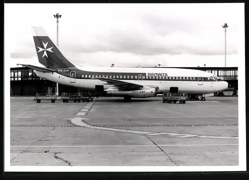 Fotografie Flugzeug - Passagierflugzeug Boeing737 der Air Malta